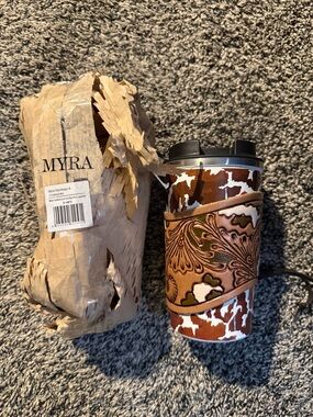 MYRA WESTERN TRAIL BREW STAINLESS STEEL MUG IN BROWN LEAPARD PRINT